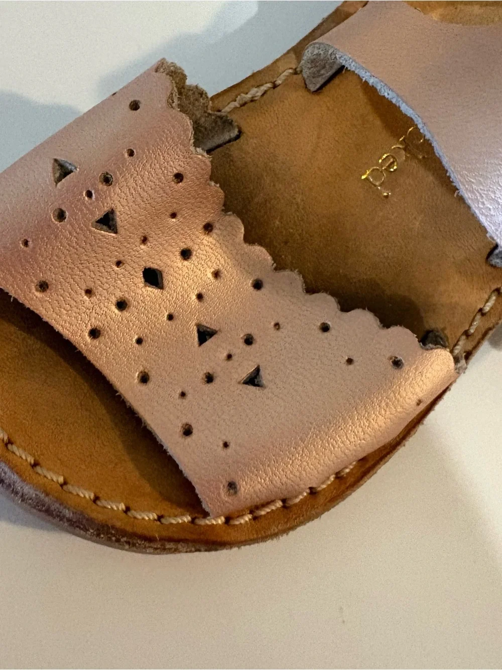 Freshly Picked laguna sandal in rose gold color size 3